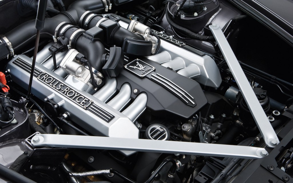 rolls-royce-phantom-coupe-engine.jpg